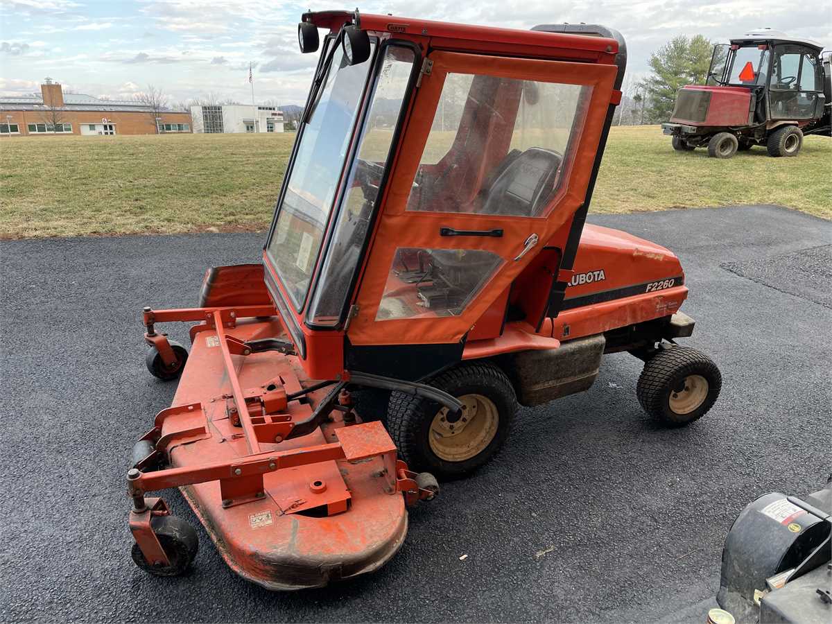 Kubota F-2260-R tractor, Curtis 166673 cab RC72F30 mower deck Online ...