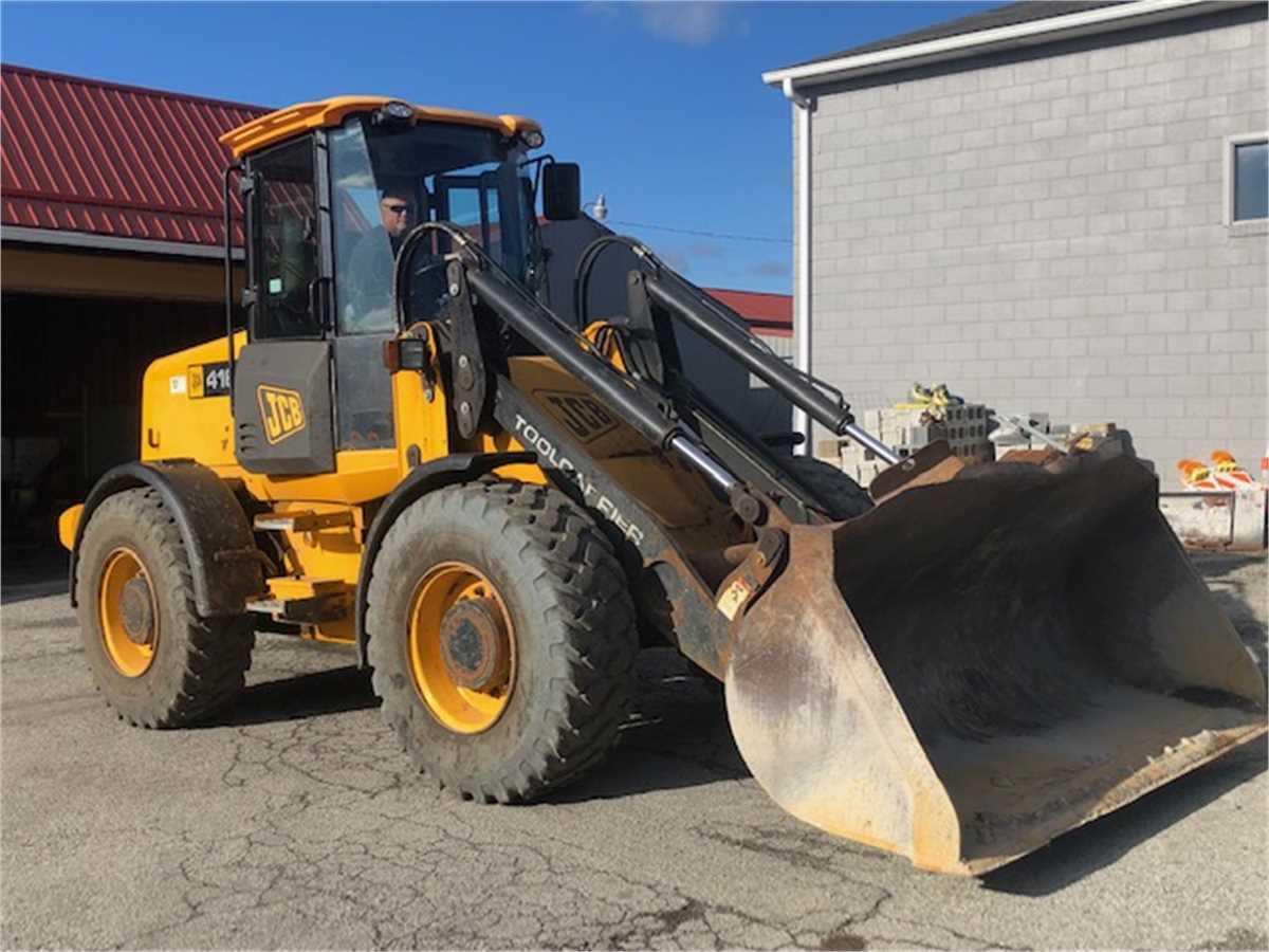 2009 JCB 416HT loader with bucket and forks Online Government Auctions ...