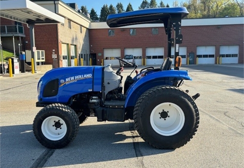 2018 New Holland Boomer 50 4x4 Tractor