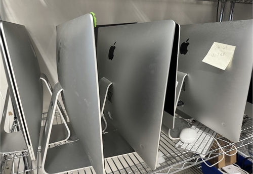 15 Apple iMac computers