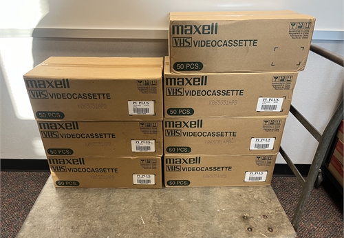 Maxell VHS Videocasette T-30 PI Plus (N)  (7 Cases of 50 pieces)