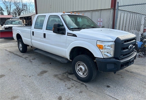 2012 FORD F350 SUPER DUTY CREW CAB LONG BED 4WD PICKUP TRUCK