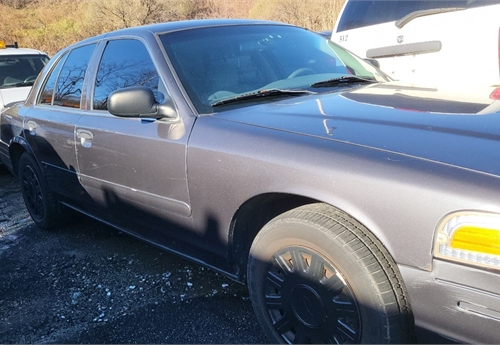 2005 Ford Crown Victoria (2495)