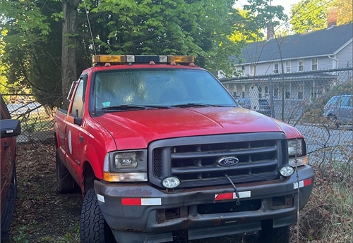 2003 Ford F350 with 8" plow
