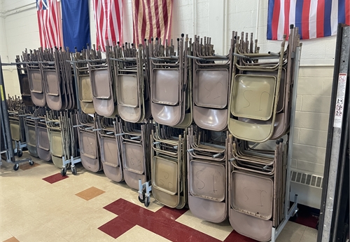 Set of  steel folding chairs, approx 120
