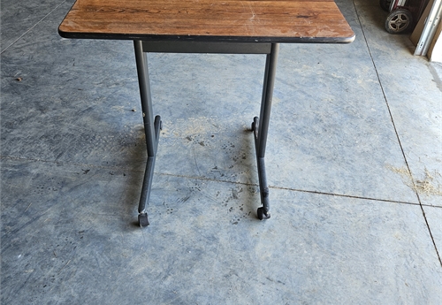 24x36 Adjustable Height desk