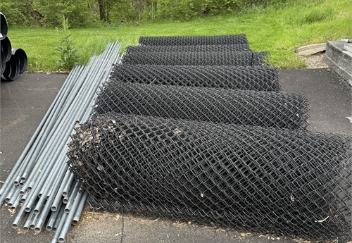6 feet Commercial Chainlink Black Fence and Top Rails