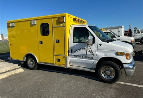 Ws-7 2002 e350 7.3.Liter Diesel Van/Ambulance