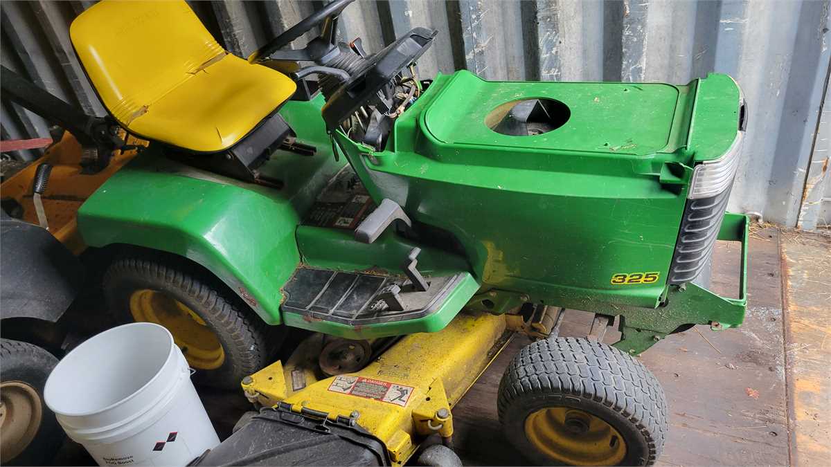 John Deere 325 Lawn Mower Online Government Auctions of Government ...