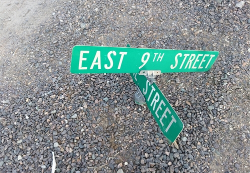 Falls City Street Sign - Lane St & 9th St